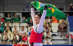 Maria Clara Pacheco � ouro em 3� etapa do Grand Prix de taekwondo