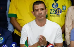 Douglas Ruas � eleito governador do Rio ap�s recontagem dos votos