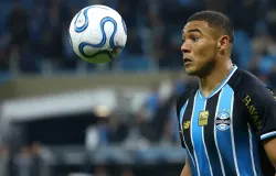 Gr�mio e Inter jogam Gre-Nal sob risco real de rebaixamento no Brasileir�o
