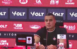 Jair Ventura elogia time ap�s derrota e promete reclamar do �rbitro na CBF