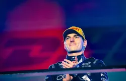 Verstappen vence corrida em Singapura, bate recorde hist�rico e brasileiro Bortoleto abandona