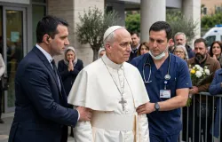 Papa Le�o XIV faz cirurgia para retirar n�dulo no pulm�o e deve ficar internado por uma semana