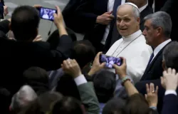 Papa Le�o XIV se recupera bem ap�s cirurgia no pulm�o, afirma Vaticano