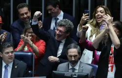 Senado aprova fim da escala 6x1: trabalhador ter� dois dias de folga por semana