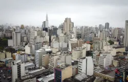 Chuva forte e raios amea�am S�o Paulo: veja alerta de alagamentos para quinta-feira
