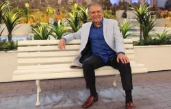 Humorista Carlos Alberto de N�brega, de 90 anos, � internado para investigar poss�vel infec��o por v�rus