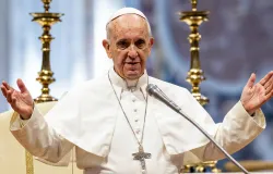 Papa Le�o XIV sai do hospital ap�s cirurgia de c�ncer de pulm�o e volta ao Vaticano