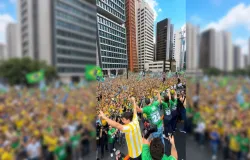 Fl�vio Bolsonaro faz festa com funk e ax� na Avenida Paulista em ato de campanha