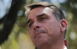 Milion�rio do agro em MT d� R$ 2 milh�es a Fl�vio Bolsonaro