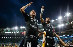 Santos vira sobre o Fluminense com gols de Gabigol e Coutinho