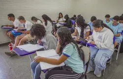 Pesquisa mostra o que alunos de escolas p�blicas mais esperam dos governos de 2027