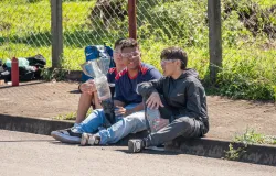 Escolas p�blicas de SP lan�am foguetes criados por alunos em olimp�ada cient�fica