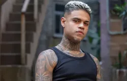 MC Cabelinho causa pol�mica ao criticar Fl�vio Bolsonaro em s�rie e ter v�deo removido do Instagram