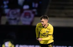 S�o Bernardo vence Vila Nova nos acr�scimos e assume lideran�a da S�rie B