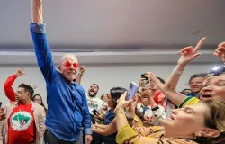 Lula vence elei��o pelo 4� mandato e atinge marca hist�rica igual � de Roosevelt