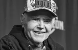 Morre ator que viveu Chekov em Star Trek: conhe�a a hist�ria por tr�s do personagem