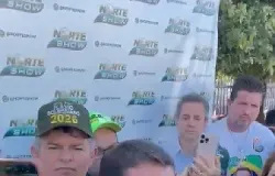 Fl�vio diz que WF e Medeiros s�o "oficiais", mas abre palanque para outros apoios; veja v�deo