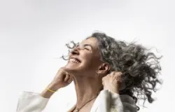 Simone anuncia nova turn�: 'Que mulher � essa?!'