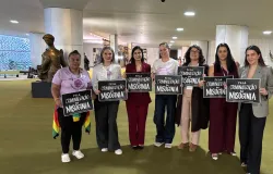 Projeto que criminaliza o �dio contra mulheres avan�a na C�mara