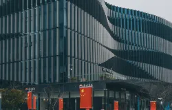 China consolida lideran�a em tecnologia verde e enfrenta tens�es comerciais