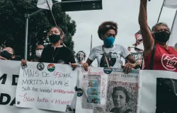 O que � o #C�digoRosa? Entenda a campanha que mobiliza o Brasil agora