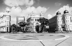 Quem � Marco Buzzi e qual sua import�ncia para a infraestrutura brasileira?