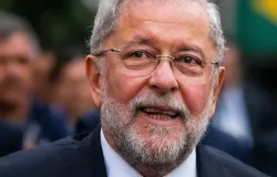 Resumo do Dia: Lula lidera em SP, cr�dito consignado muda e Prada de R$ 50 mil choca; veja o resumo do dia