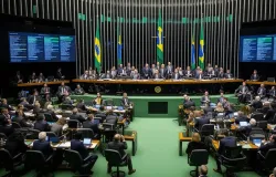 Congresso autoriza gasto extra de R$ 7,5 bilh�es para Defesa em 2026