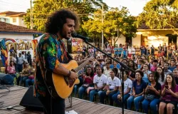 Tardezinha do ET ter� aula-show com guitarrista varginhense considerado dos melhores do Brasil