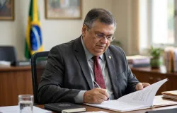 Dino em of�cio a Gilmar defende a apura��o conjunta dos casos de todos os magistrados citados no Master, no pr�ximo dia