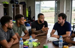 Memphis liderou jogadores que pediram perman�ncia de Diniz; bastidores
