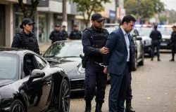 EXCLUSIVO: Opera��o "Brasil Contra o Crime Organizado" atinge empres�rio do ramo de carros de luxo em Passo Fundo