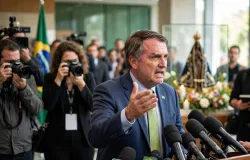 Resumo do Dia: Deputado aliado de Bolsonaro tenta tirar t�tulo de Nossa Senhora Aparecida de padroeira do Brasil