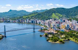 Previs�o do tempo em Florian�polis: nublado com m�xima de 22.7�C e 94% de chuva
