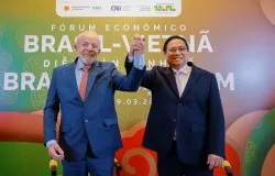 Lula a empres�rios no Vietn�: 'Marco de uma nova fase de coopera��o'