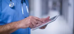 Tecnologia paperless atua como aliada para institui��es de sa�de na busca pelo selo internacional HIMSS