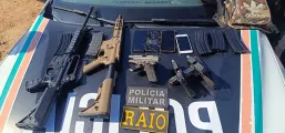 PMCE apreende arsenal e captura trs suspeitos em ao policial no bairro Boa Vista
