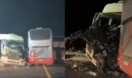Caminh�o bate em dois �nibus na BR-163 e motorista fica preso �s ferragens