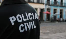 Adolescente que atacou mulher com faca na Bahia � apreendida em Salvador