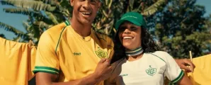 Vit�ria lan�a camisa especial para torcer pelo Brasil na Copa do Mundo