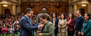 Governo de S�o Paulo reconhece 1.000 professores com medalha e celebra 7 docentes do Vale do Ribeira