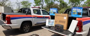 Bombeiros de S�o Paulo chegam ao Amazonas com drones e equipamentos para combater inc�ndios na floresta