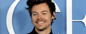Harry Styles tem discuss�o intensa com f� invasivo em Nova York