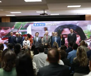 MEC empossa reitores de oito institui��es federais de ensino