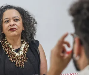Livro 'Um Defeito de Cor' � a hist�ria do Brasil sob a vis�o de uma mulher negra, diz autora