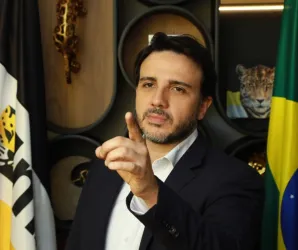 Plano de governo de Renan Santos n�o � aceito por ter 360 p�ginas