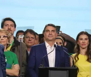 Conven��o do PL mostra divis�o na direita e desafios de Fl�vio Bolsonaro para se consolidar
