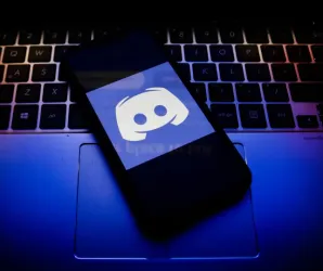 Discord � obrigado a suspender transmiss�es ao vivo ap�s pedido de Janja