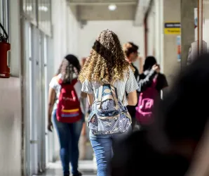 Guia completo: rematr�cula escolar e cuidados com reajustes de mensalidades