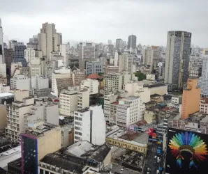 Tempo firme e frio no in�cio do dia em S�o Paulo nesta quinta